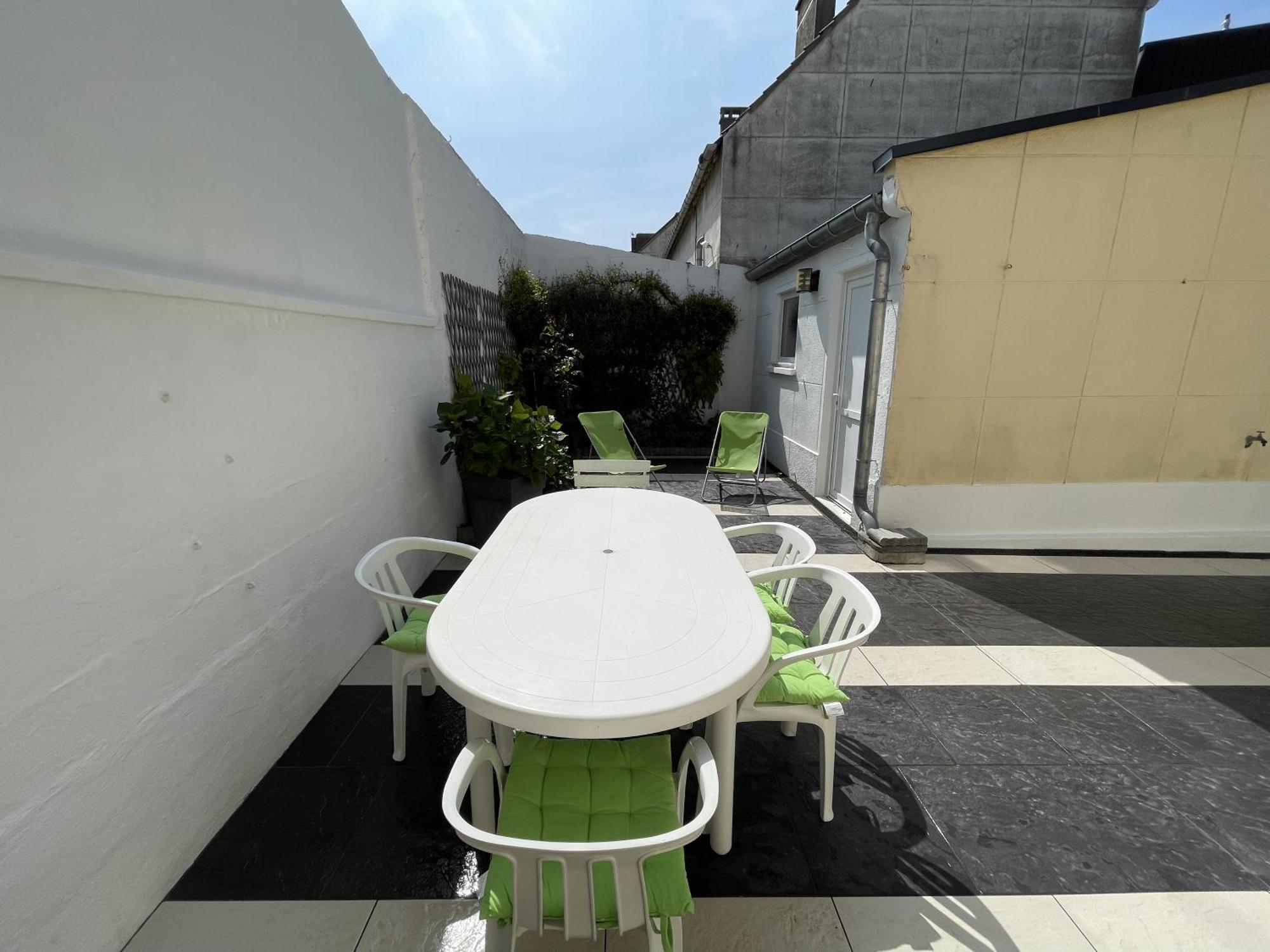 Holiday home Maison 3 Chambres, Avec Terrasse Au Calme Et A 8mn A Pied ! *