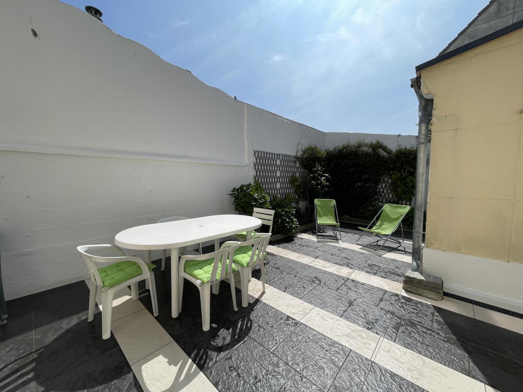 Maison 3 Chambres, Avec Terrasse Au Calme Et A 8mn A Pied ! * Mers-les-Bains